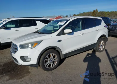 2017 Ford Escape Se z USA, uszkodzony, nr VIN 1FMCU0G98HUB74453
